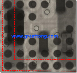 BGA錫球尺寸小于0.4mm，采用降低BGA內(nèi)圍襲球的錫膏量所得到X-Ray，稍微留意一下可以發(fā)現(xiàn)最外圈的錫量(圓的直徑)比其他內(nèi)圍的錫球上的錫量來(lái)得多一點(diǎn)點(diǎn)。也就是外圈的黑色圓形直徑比內(nèi)圈的圓形來(lái)得大一點(diǎn)點(diǎn)。