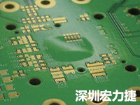 散熱差可能導(dǎo)致PCB阻焊層的剝離。