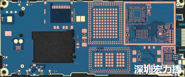 手機(jī)可用的PCB空間相當(dāng)小，而1片式的設(shè)計(jì)是節(jié)省成本的作法，如何做到區(qū)隔不同子系統(tǒng)、降低雜訊干擾，是設(shè)計(jì)關(guān)鍵。